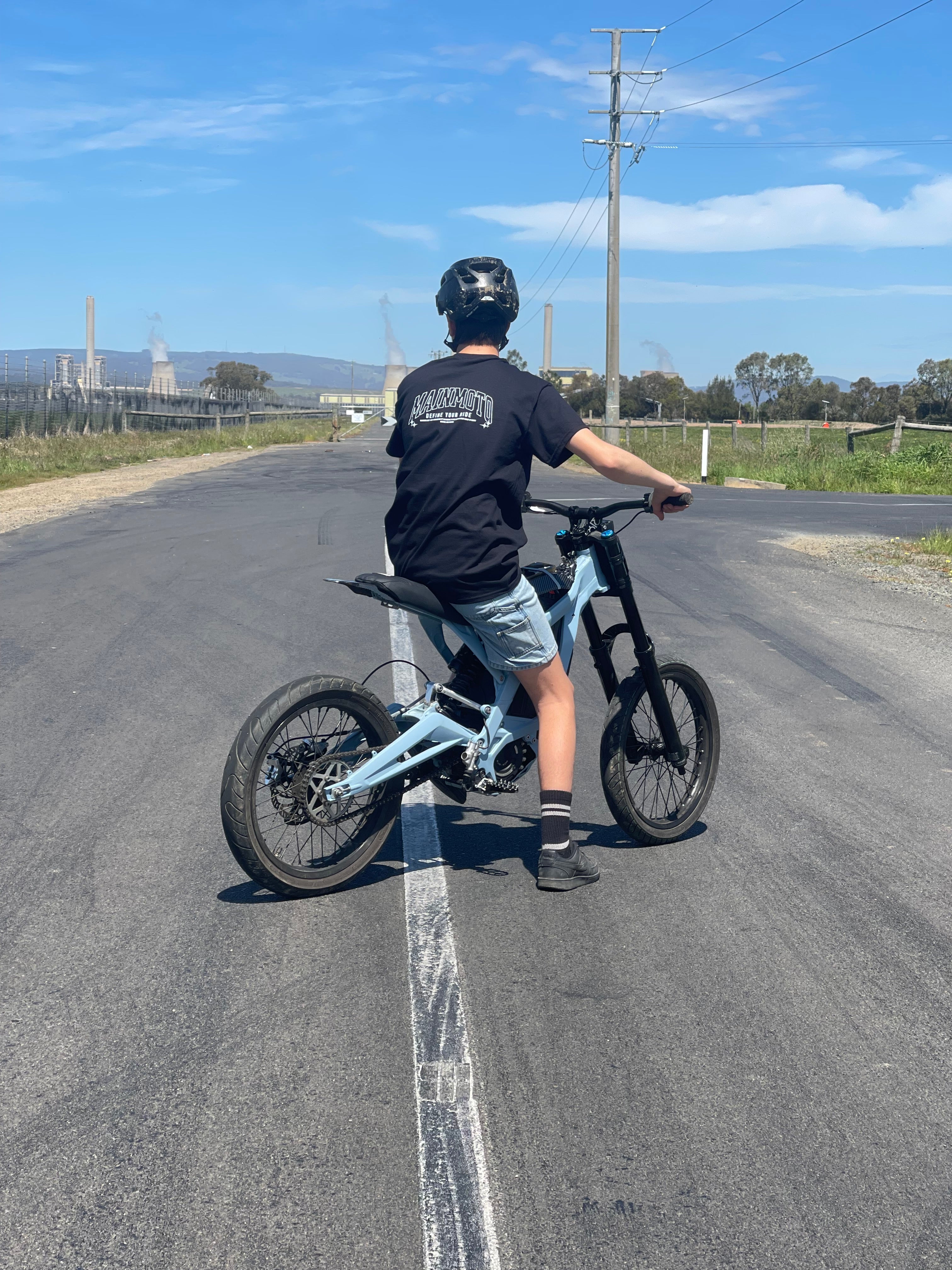 mainmoto tee